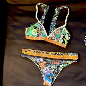 Beautiful MAAJI bikini set with unique back details